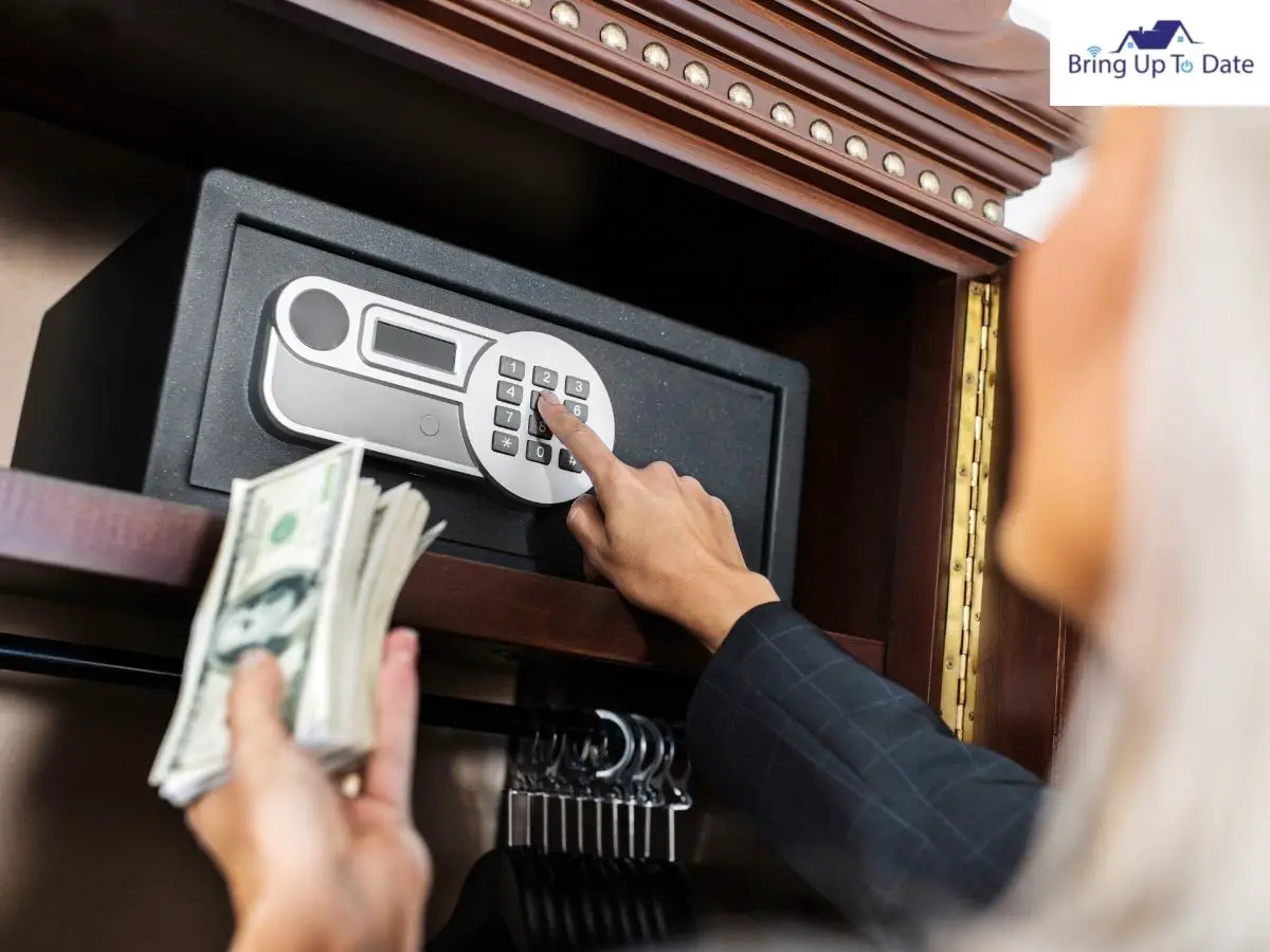 5 Best Small Fireproof Safes For Cash